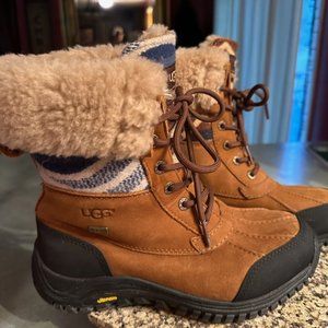 UGG Adirondack Boot - **Like New ***